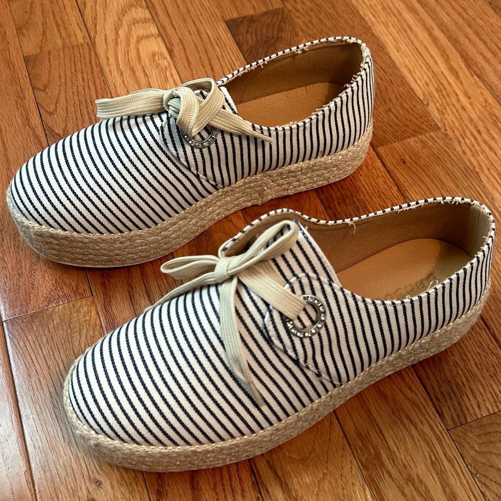 Bamboo Goodies Canvas Platform Sneakers